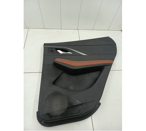 Обшивка двери задняя правая