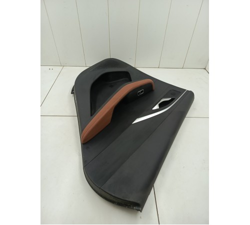 Обшивка двери задняя правая