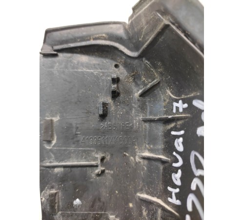 накладка заднего фонаря левая