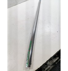 Молдинг двери передний правый наружный