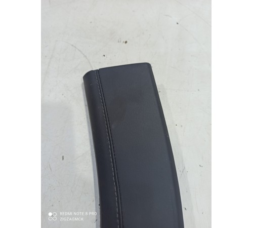 Накладка центральной консоли (левая)