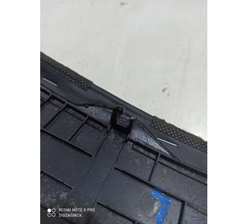 Накладка центральной консоли (левая)