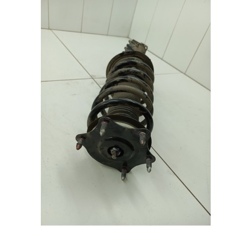 Амортизатор подвески передний правый в сборе