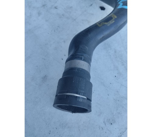 Патрубок системы охлаждения