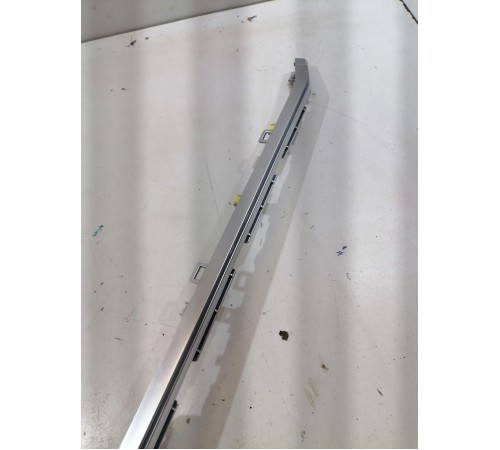 Накладка торпедо декоративная