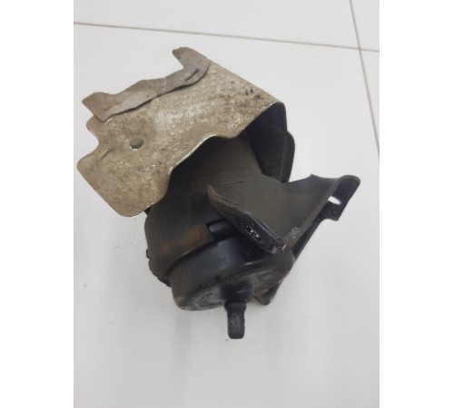 Опора двигателя правая