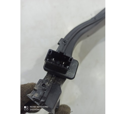 Воздуховод отопителя с датчиком левый