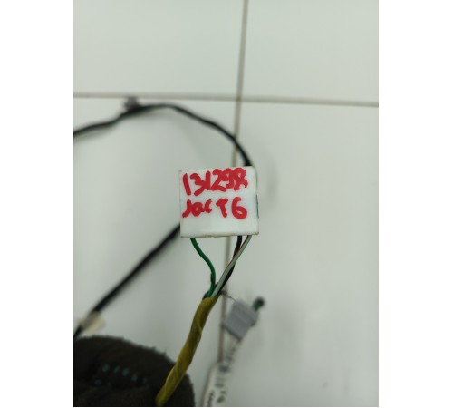 Электропроводка плафона внутреннего освещения