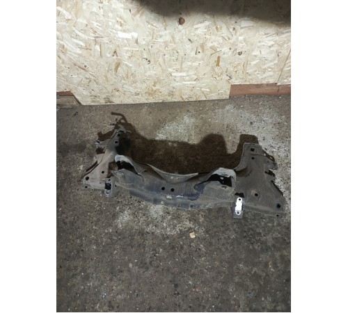 Балка подвески (подрамник) задняя