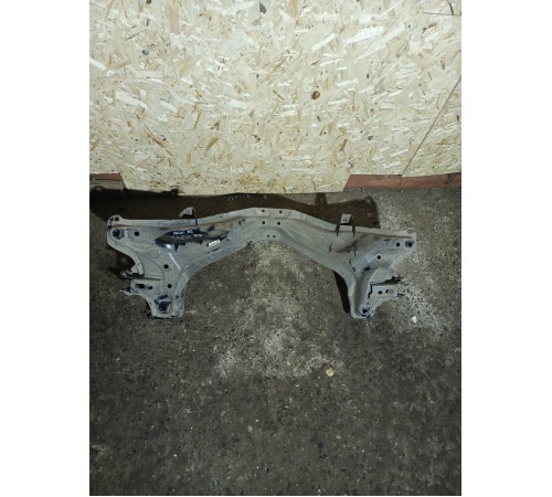 Балка подвески (подрамник) задняя