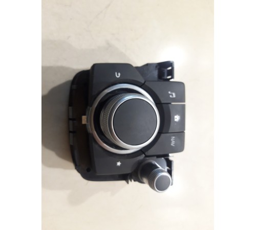 Блок управления мультимедиа,кнопка