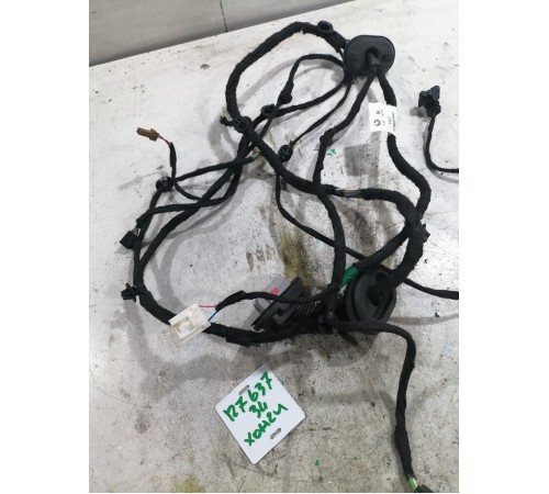 Электропроводка двери задняя левая