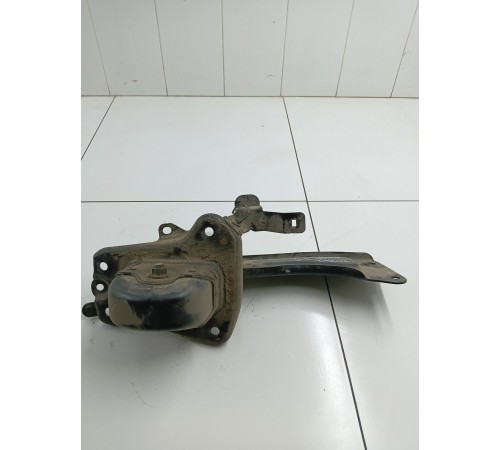 Рычаг подвески задний левый