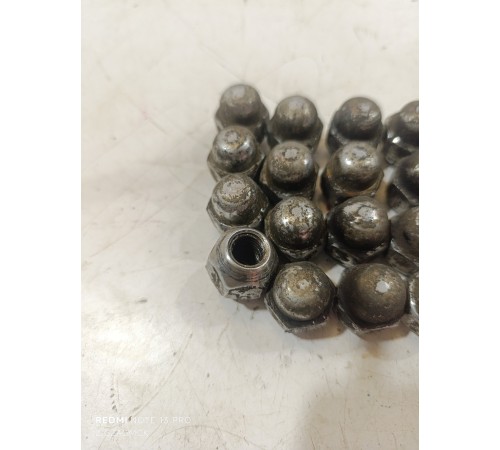 Комплект колесных гаек