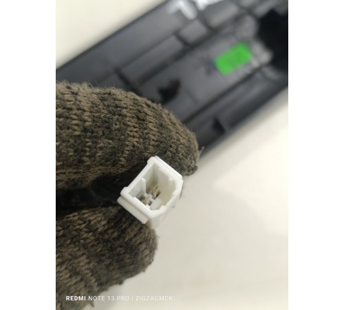 Накладка порога передняя правая с подсветкой