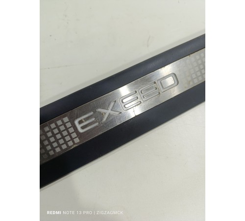 Накладка порога передняя правая с подсветкой