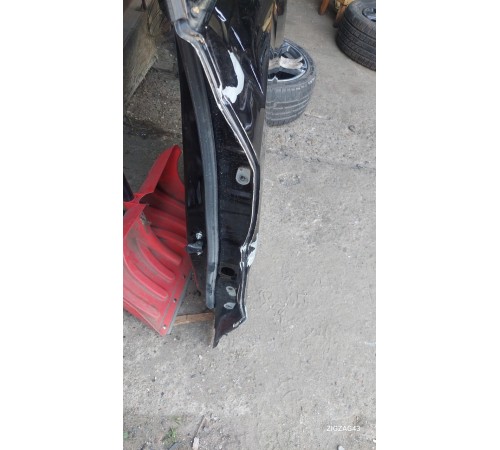 Дверь задняя левая