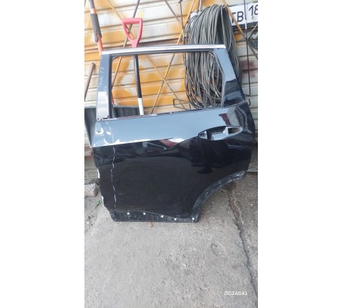 Дверь задняя левая