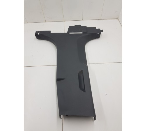 Обшивка центральной стойки левая нижняя