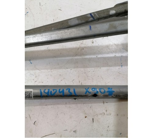 Трапеция стеклоочистителя передняя