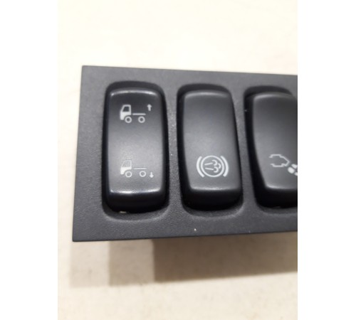 Панель кнопок выключателей в сборе