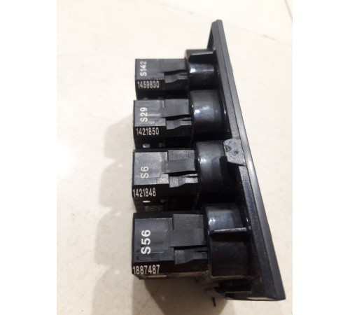 Панель кнопок выключателей в сборе