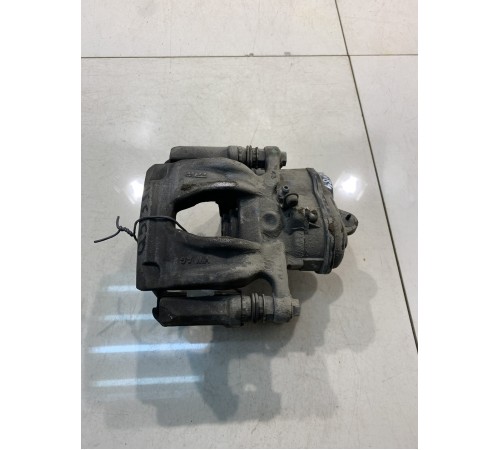 Суппорт (задний, правый)