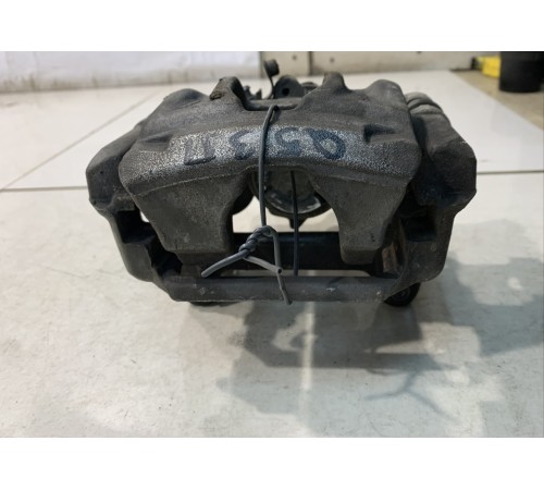 Суппорт (задний, правый)