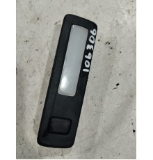 Плафон внутреннего освещения салона правый