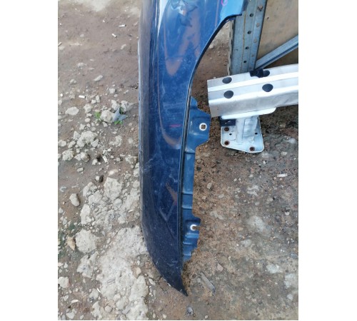 Крыло переднее правое