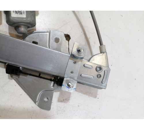 Стеклоподъёмник задний правый