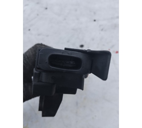 Педаль акселератора (газа)