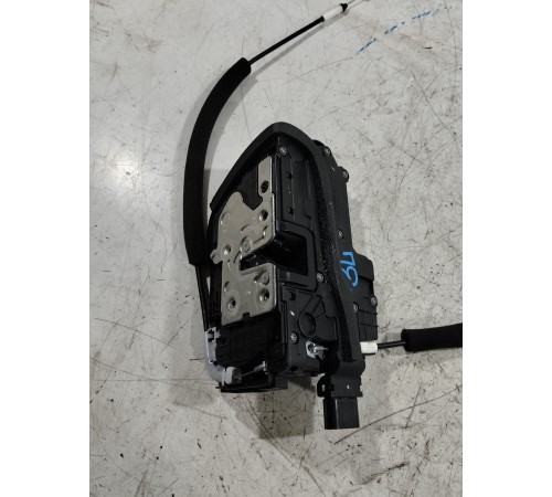 Замок двери задний левый