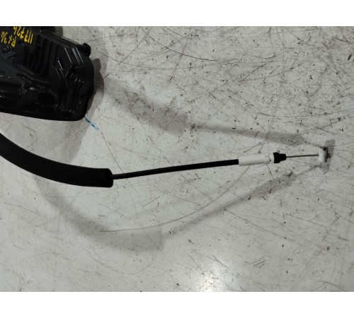 Замок двери задний левый