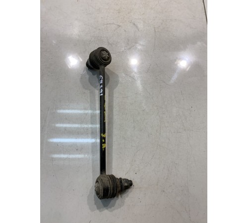 Стойка заднего стабилизатора