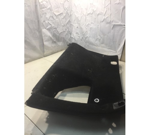 Обшивка багажника