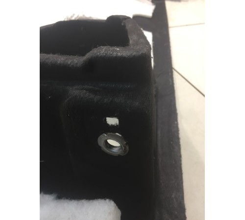 Обшивка багажника