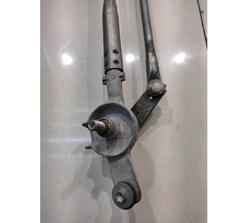 Трапеция переднего стеклоочистителя