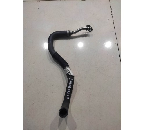 Патрубок системы охлаждения