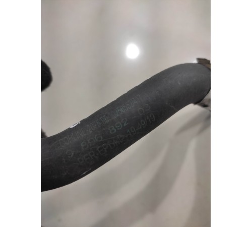 Патрубок системы охлаждения