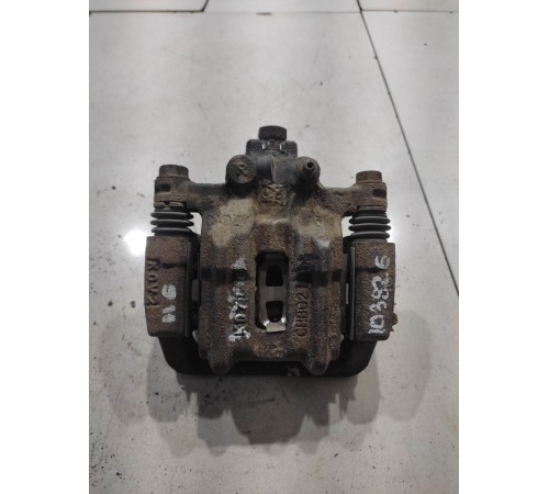 Суппорт(задний правый)