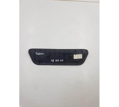 Накладка порога задняя правая