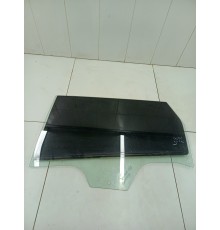 Стекло двери заднее левое