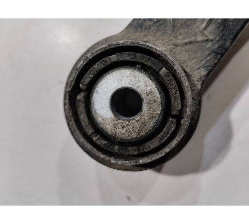 Рычаг подвески(задний правый)