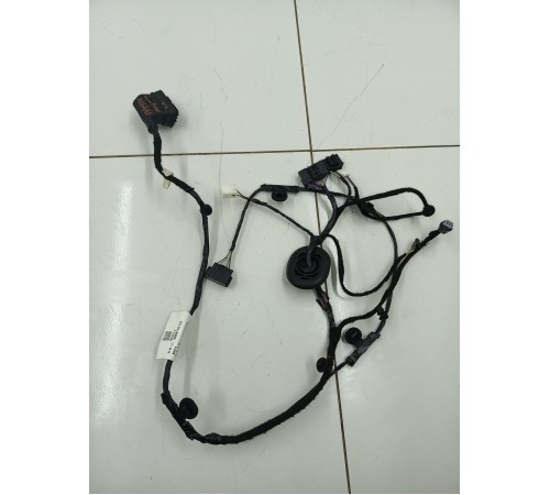 Электропроводка двери задняя правая