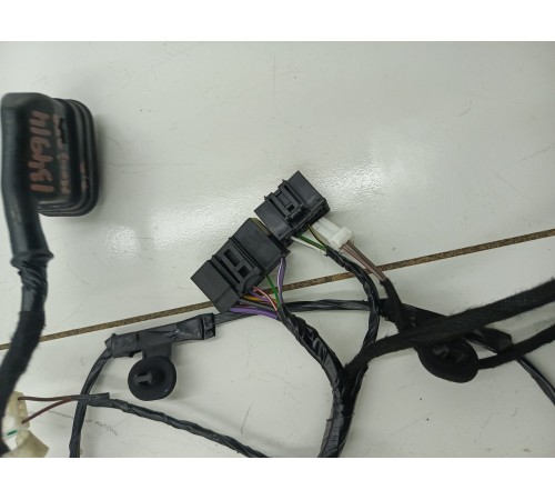 Электропроводка двери задняя правая