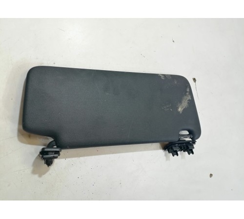 Козырёк левый