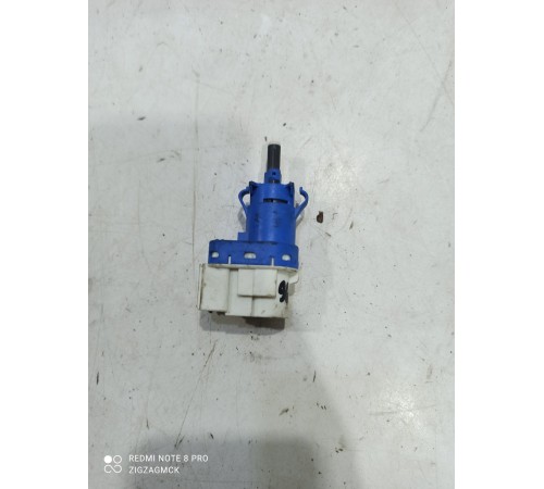 Датчик стоп сигнала