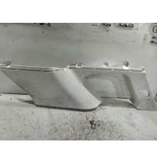 Обшивка задней стойки правая