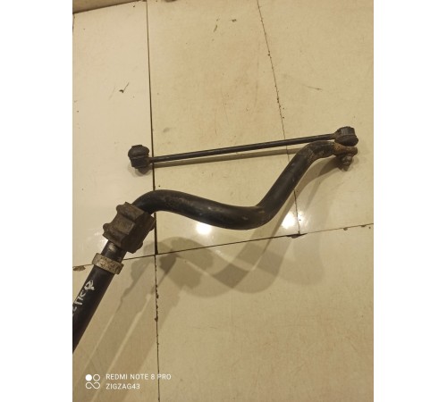 Стабилизатор передний